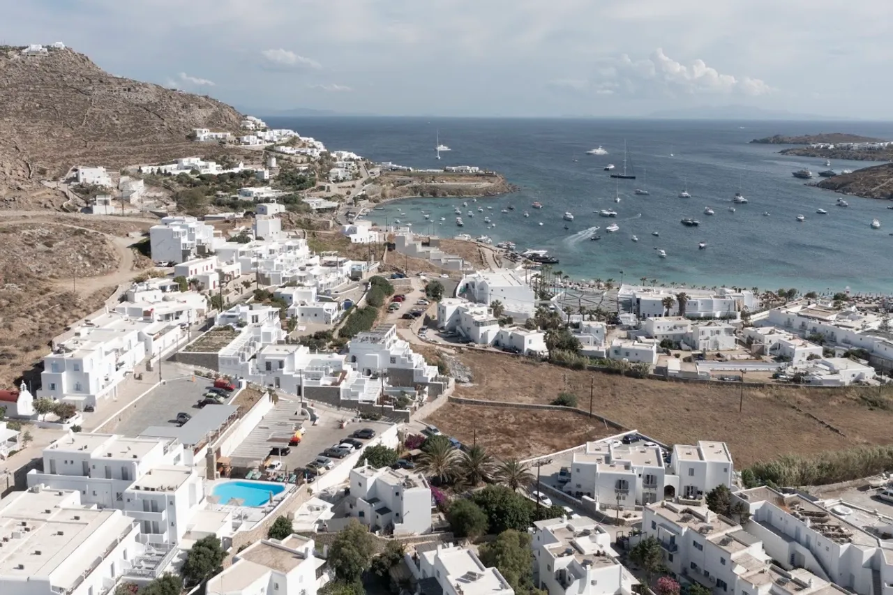 Mykonos Essence Hotel