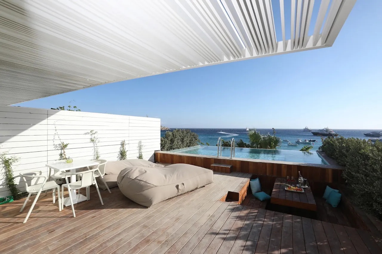 Mykonos Dove Beachfront Hotel