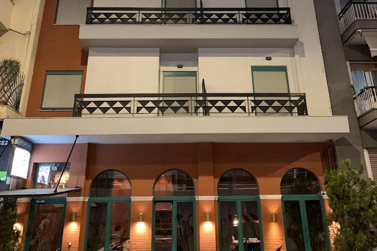 Alfa Hotel Nikaia