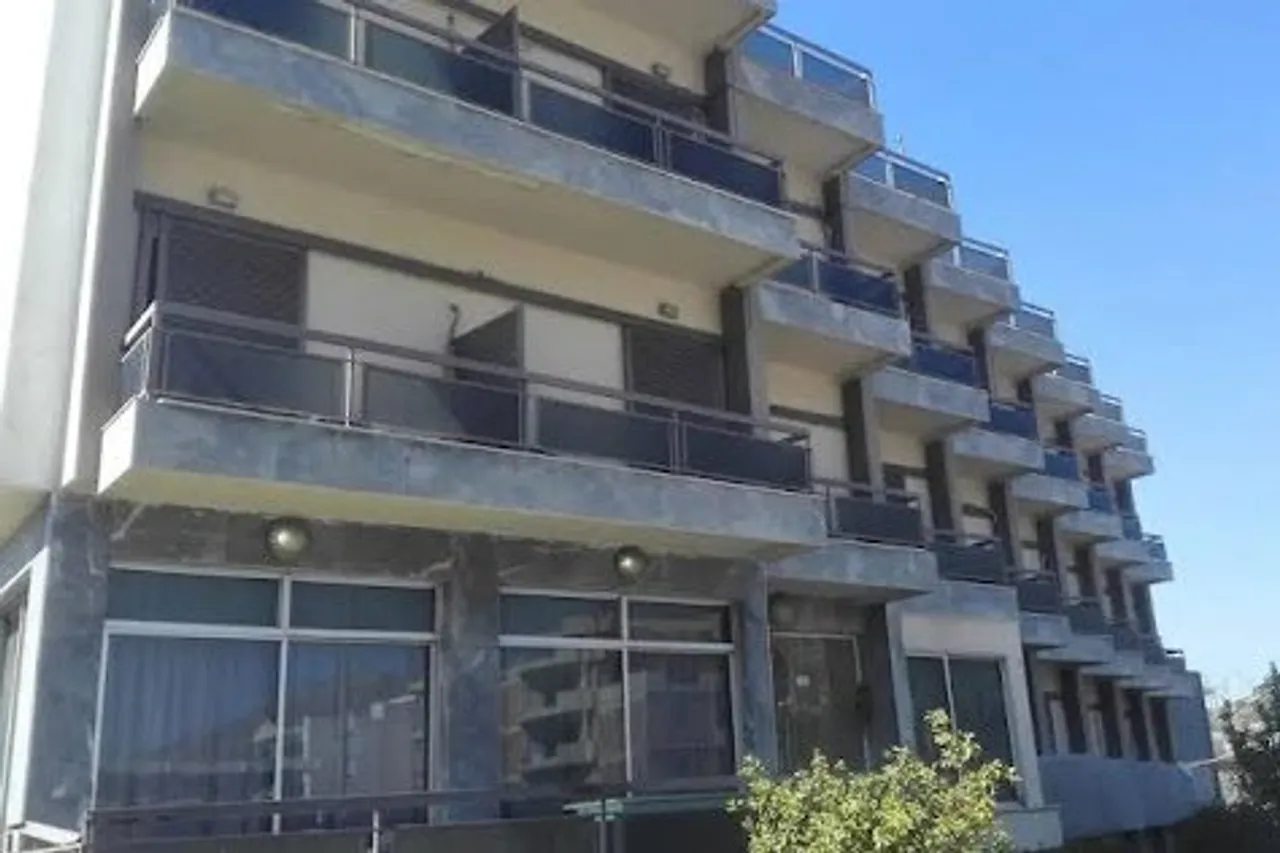 Glaros Hotel