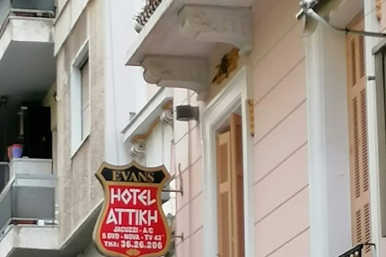 Attiki Evans Hotel