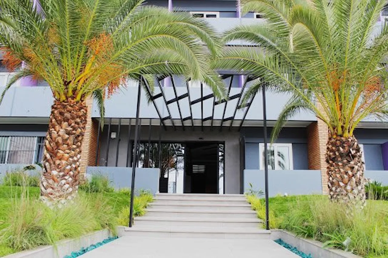 Crystal Blue Hotel Skaramagas