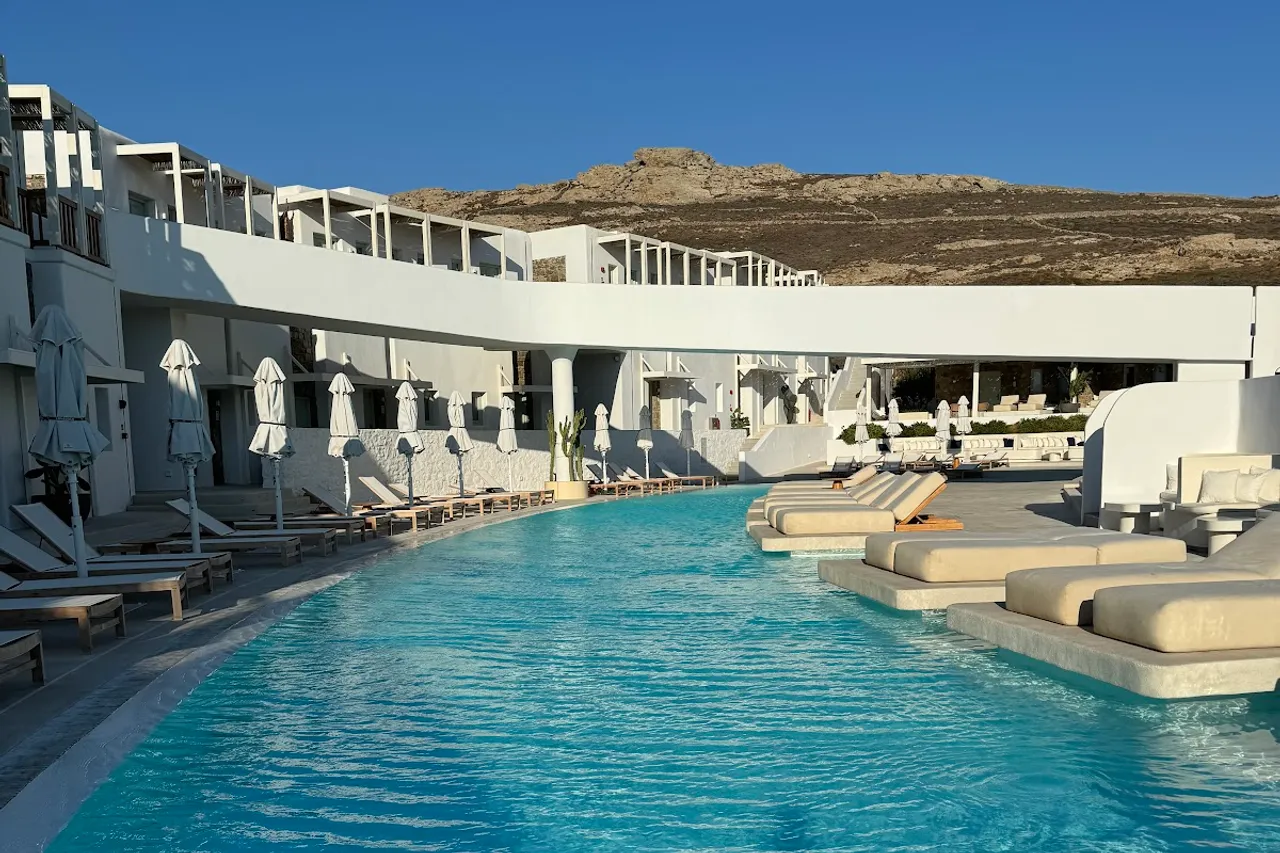 YI Hotel Mykonos